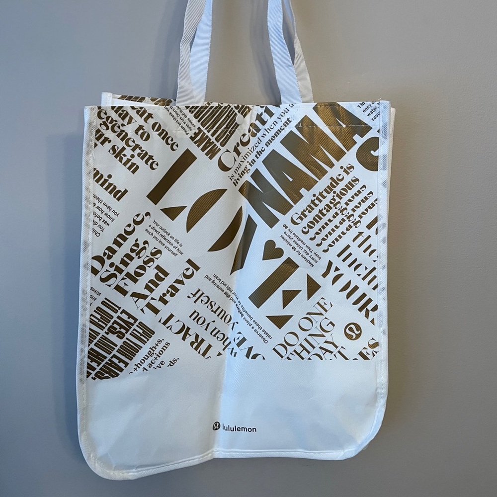 lululemon bag